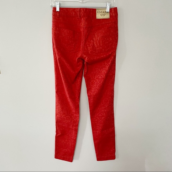 Escada vintage red brocade floral pattern rhinestone diamanté designer jeans - Picture 3 of 6